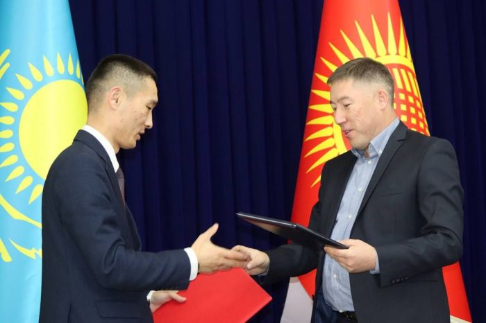 Қазақстан мен Қырғызстан: 95 млн долларлық келісімдерге қол қойылды