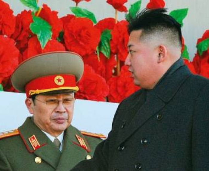 Ким Чен Ын жездесін жемқорлығы үшін биліктен қуды