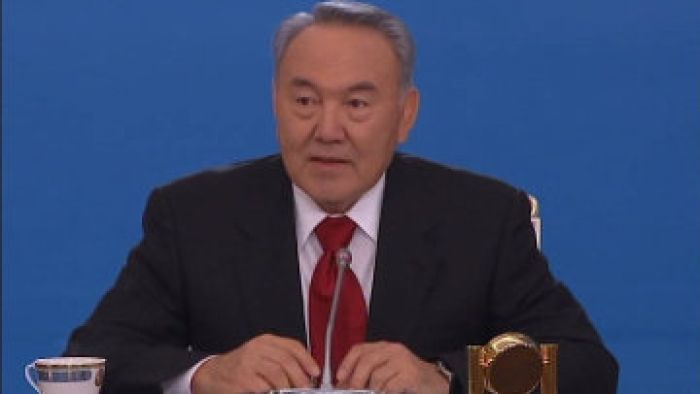 Назарбаев Қазақстан халқына арнаған жолдауында «2050 Стратегиясын» жүзеге асырудың негізгі міндеттерін белгіледі