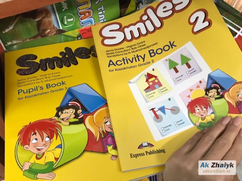 Smiles 2 pupils book for kazakhstan. Учебник английский активити бук третий класс. Activity book английский 2 класс. Pupils book 3 класс. Smiles 3 activity book for kazakhstan.