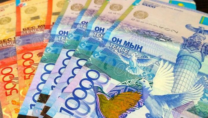 Почти 19 млрд тг пенсионных накоплений перевели казахстанцы управляющим компаниям