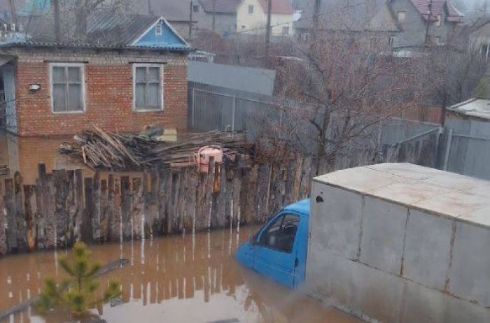 В Орске из затопленных районов эвакуировали более 2 000 человек