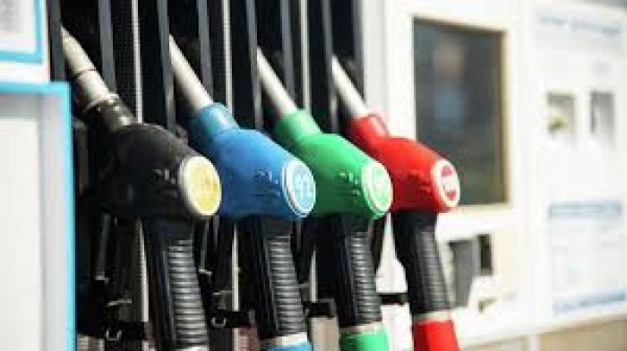 «Бензина может не хватить». Россия попросила топливо в Казахстане после крушения производства на НПЗ