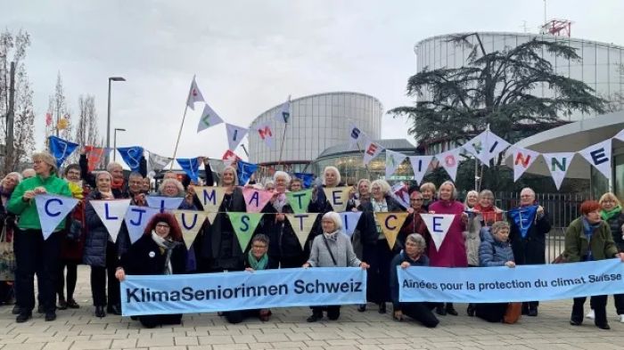 Пожилые жительницы Швейцарии выиграли иск в ЕСПЧ. Они обвиняли власти страны в «климатическом бездействии» 