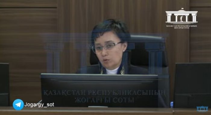 Суд над Бишимбаевым: Сторона защиты просит дать отвод судье Айжан Кульбаевой 