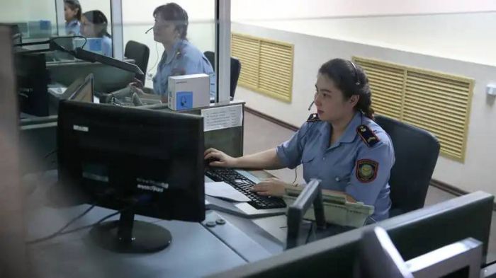 Увеличить число женщин-полицейских намерены в стране