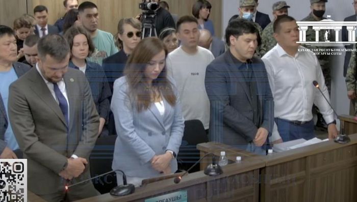 Ксения Собчак приехала на суд Бишимбаева 