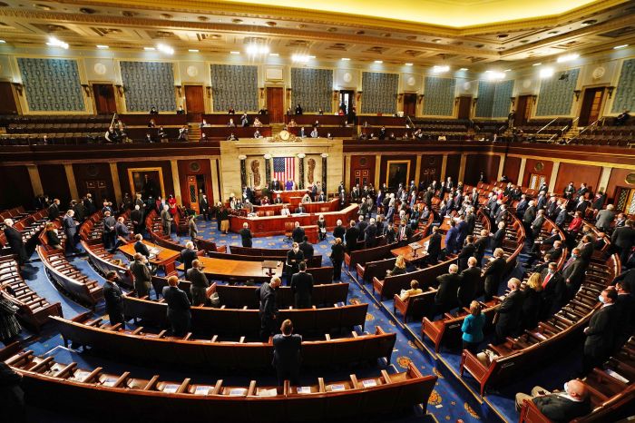 Сенат США окончательно утвердил пакет помощи Украине, Израилю и Тайваню