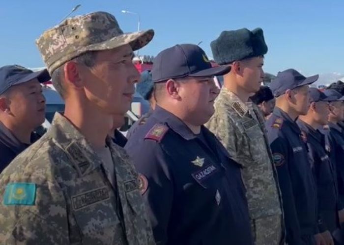 В Атырау из Уральска на борьбу с паводком приедет 281 военнослужащий 