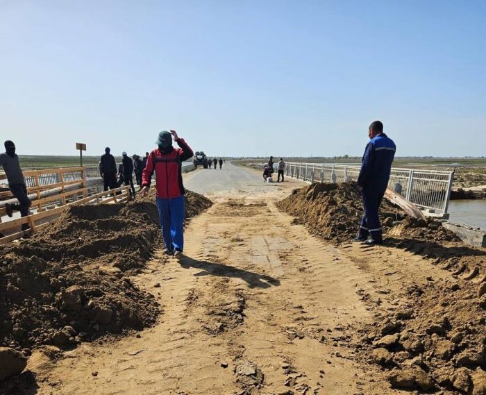 Кызылкога: восстановлены два моста и сельские дороги
