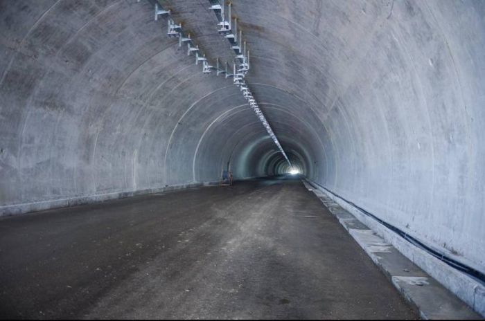 Первый в Казахстане​ автомобильный тоннель планируют сдать в эксплуатацию летом  