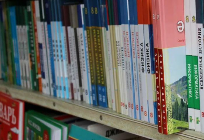 100% учебников оцифрованы в Казахстане