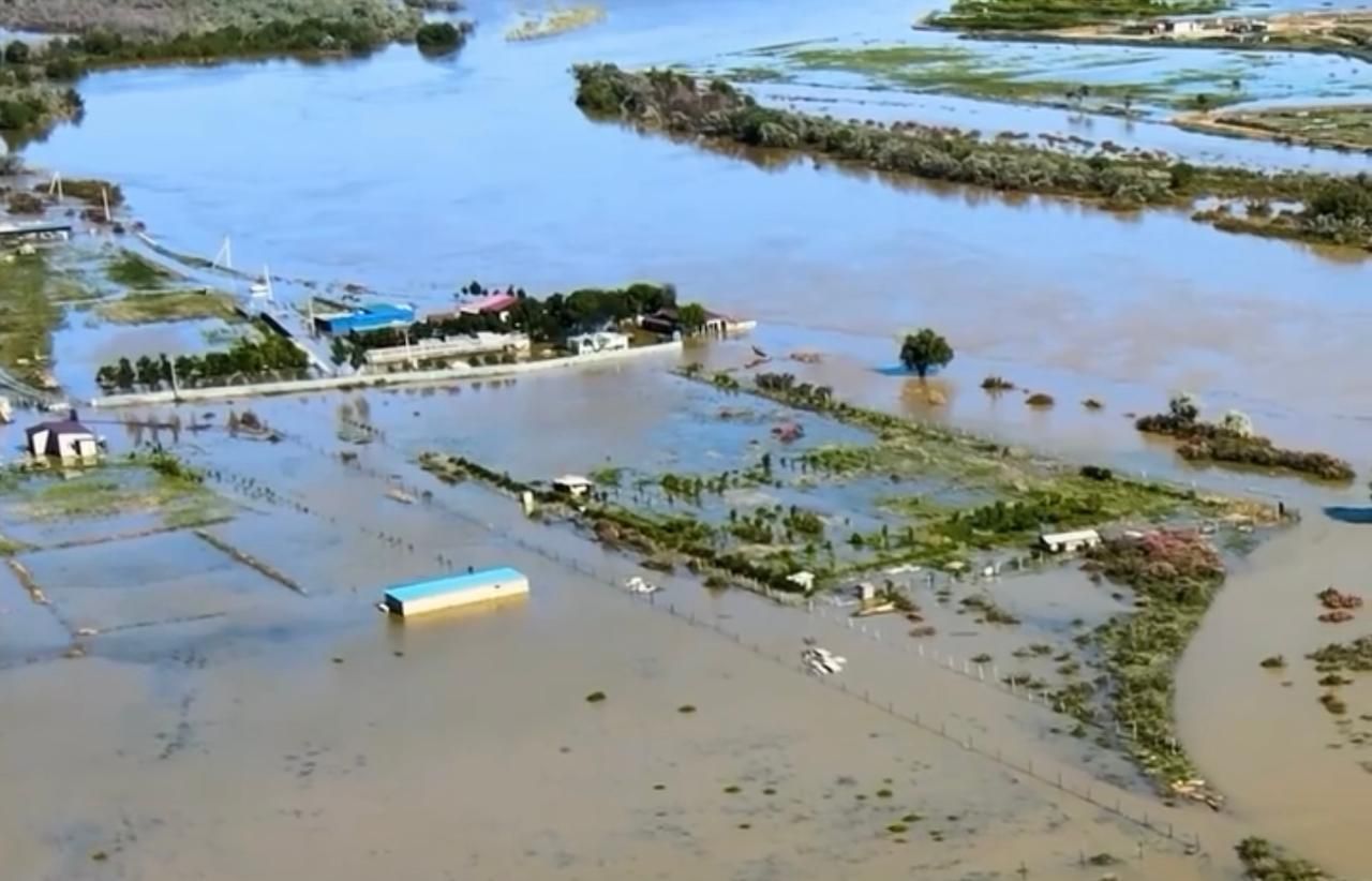 Вода представляет угрозу населённым пунктам в северной части Атырау: ДЧС —  новости на сайте Ак Жайык