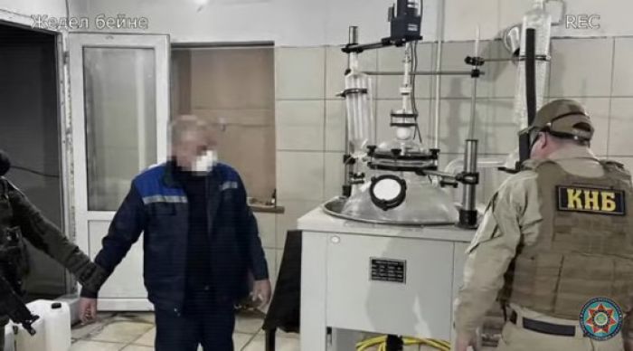 Более 170 кг мефедрона изъяли в подпольной нарколаборатории в Павлодаре