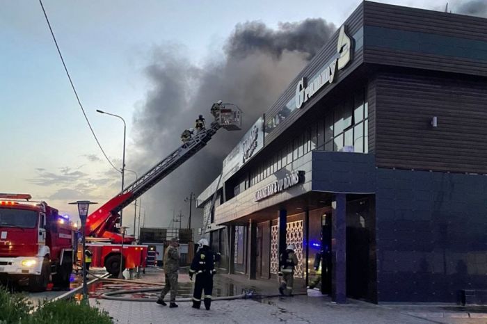 В Атырау загорелся ресторан
