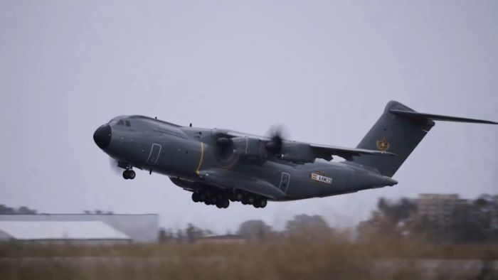 Airbus A400 казахстанских ВВС впервые поднялся в небо