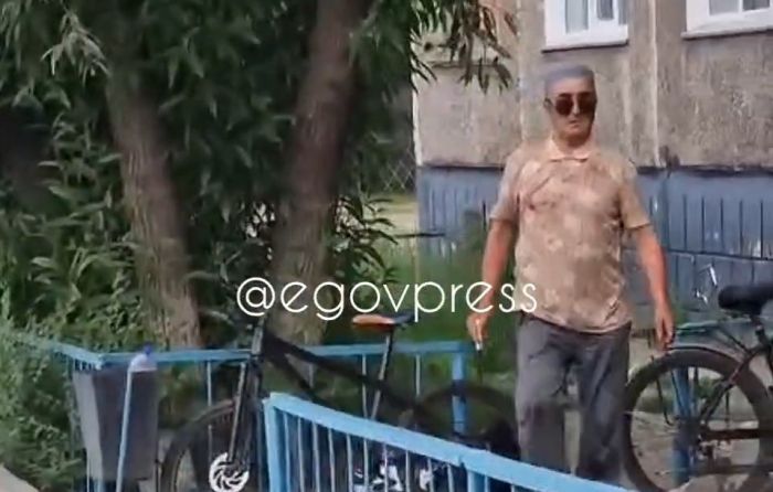 В Павлодаре мужчине перерезали горло: убийца задержан