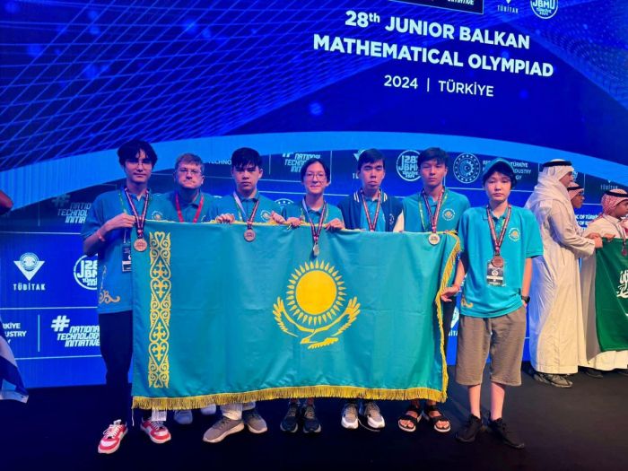 Школьник из Атырау стал победителем Балканской олимпиады