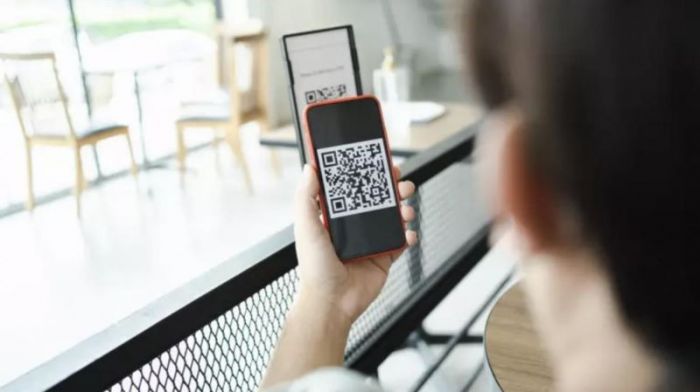 В Павлодаре предпринимателя оштрафовали за 2% наценки на покупки с QR-кодом