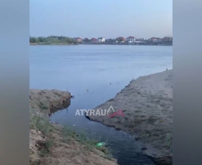 Грязная вода попала в Урал