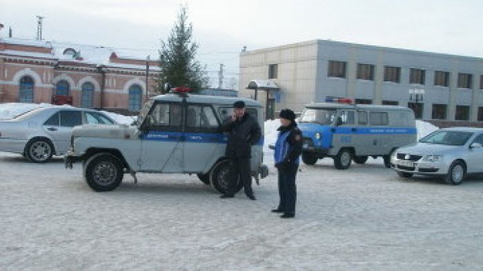 Пьяные сельчане напали на отделение полиции в Карагандинской области