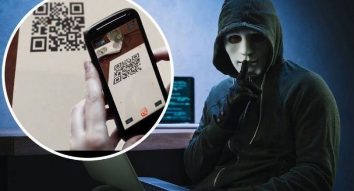 Полицейские прокомментировали рассылку с фото QR-кодов в подъездах домов 