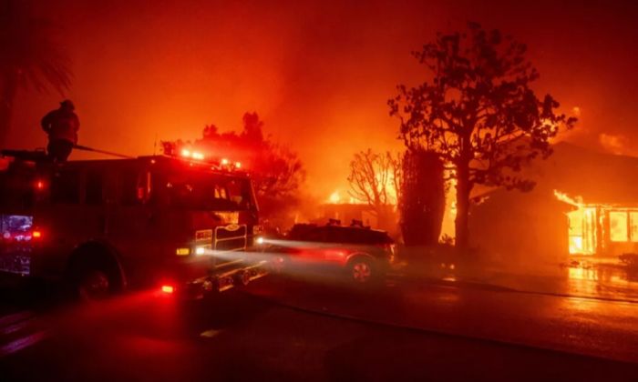 В Калифорнии начался новый лесной пожар. 31 тысяча человек должны эвакуироваться