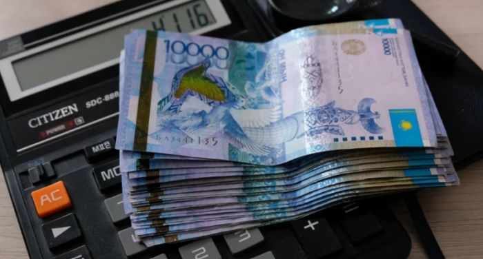 Контроль мобильных переводов: примут ли порог в 255 тысяч тенге