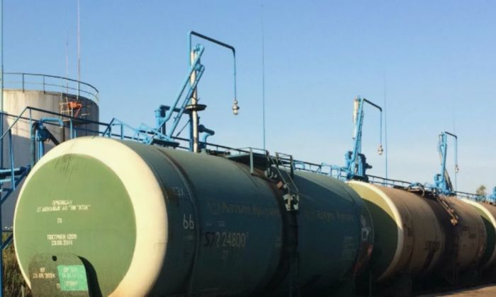 ​Казахстан с сегодняшнего дня отпускает цены на ГСМ и запрещает экспорт топлива