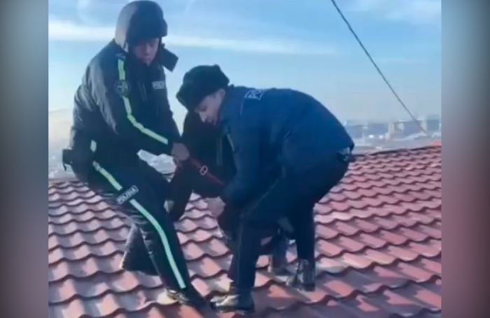 В Атырау предотвратили суицид