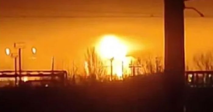 «Завод взорвался, все горит вокруг». ВСУ ударили по крупному ГПЗ под Астраханью