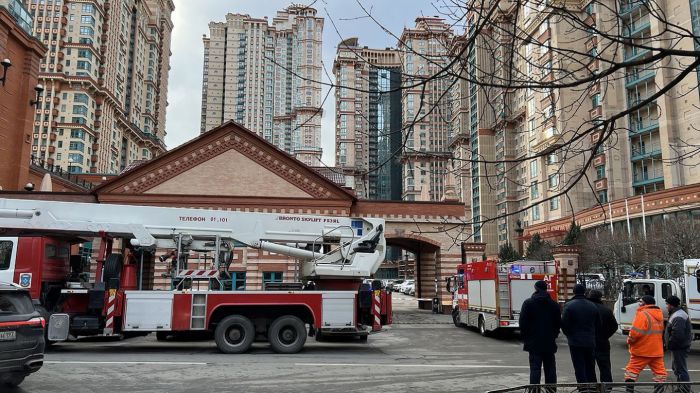 В элитном московском ЖК «Алые Паруса» взорвали основателя воевавшего в Донбассе батальона
