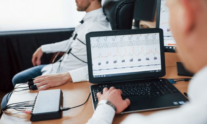 Силовиков Казахстана перед повышением намерены проверять на детекторе лжи