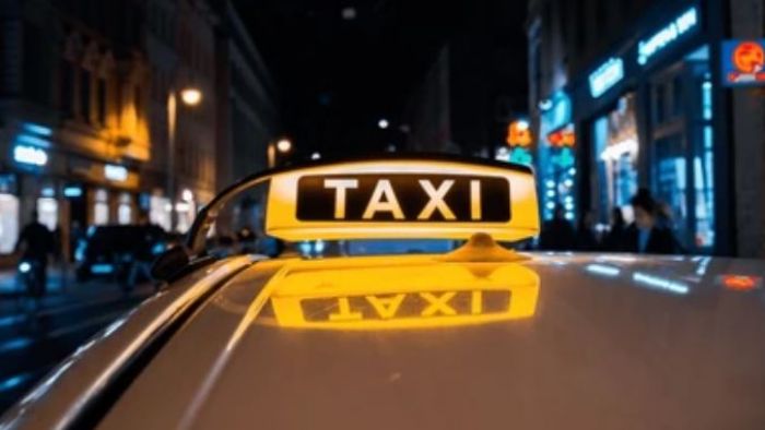 Министр транспорта: «Бензин дорожает, но цены на такси снизятся»