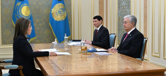 Токаев принял главу АРРФР Мадину Абылкасымову