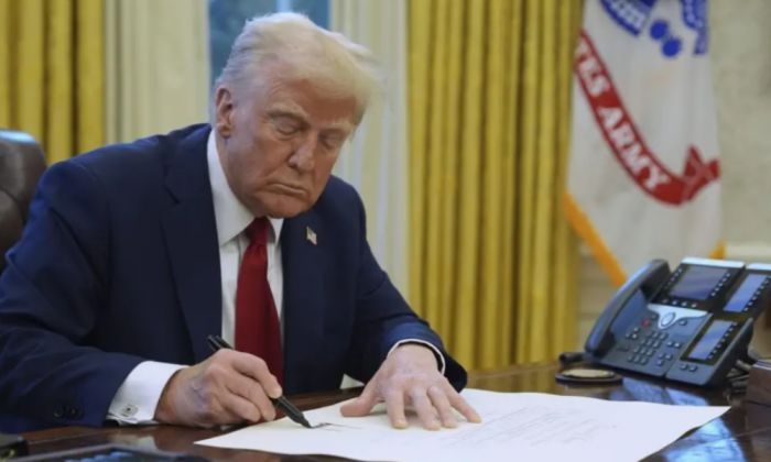 Дональд Трамп издал указ по созданию аналога «Нацфонда» в Казахстане и ожидает, что туда можно будет купить Тикток