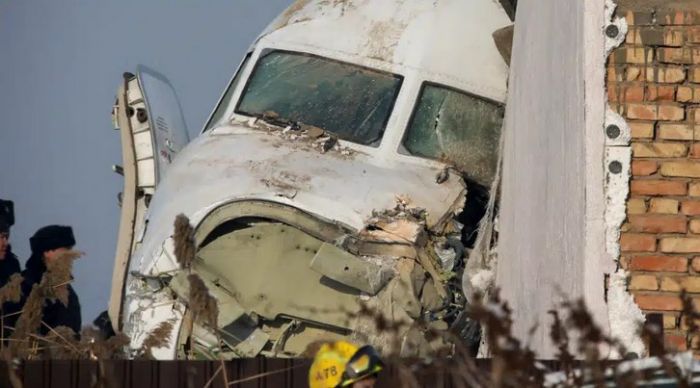 Расследование крушения самолета BekAir продолжалось более 5 лет – в прокуратуре назвали причину