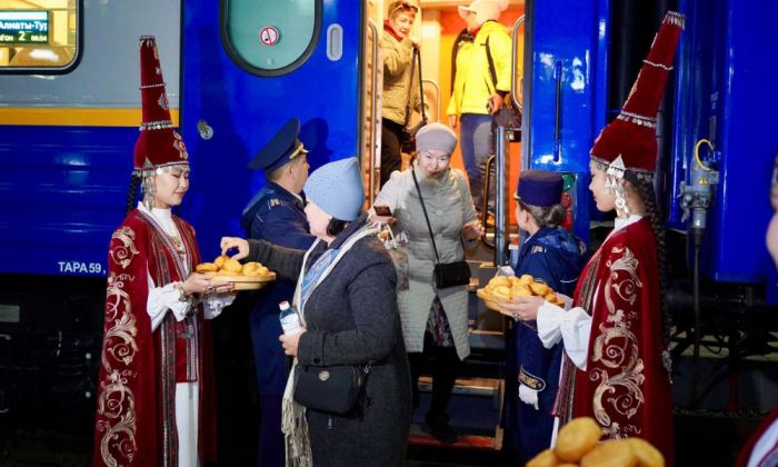 К Наурызу будут запущены турпоезда, соединяющие Казахстан и Узбекистан