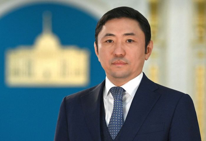 Болат Акчулаков освобожден от должности советника президента 