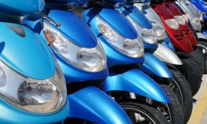 В Атырау на учёт поставлено 44 мопеда