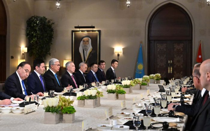 Токаев провел переговоры с королём Иордании