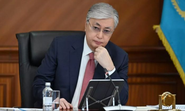 Президент поручил усилить меры безопасности на опасных производствах после трагедии на руднике 