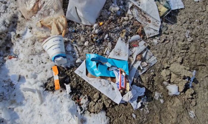 Свалка мусора возле аэропорта Атырау: экологи начали расследование