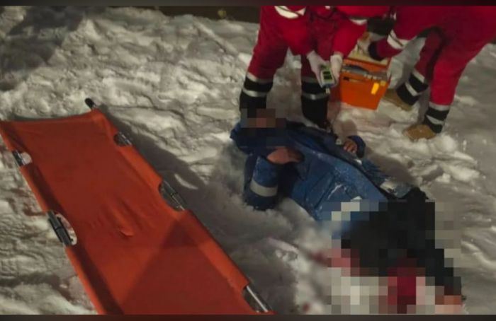 В Мангистау мужчина попал под поезд - ему ампутировали ноги