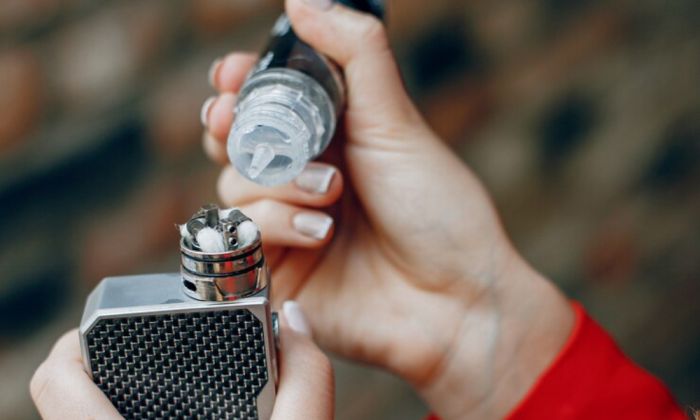 Ушли, но не попрощались: бизнес на вейпах существует, несмотря на запреты