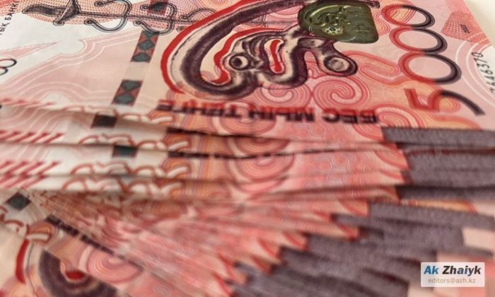 Чиновник за взятку разрешил китайцам работать в нефтяных компаниях Мангистау