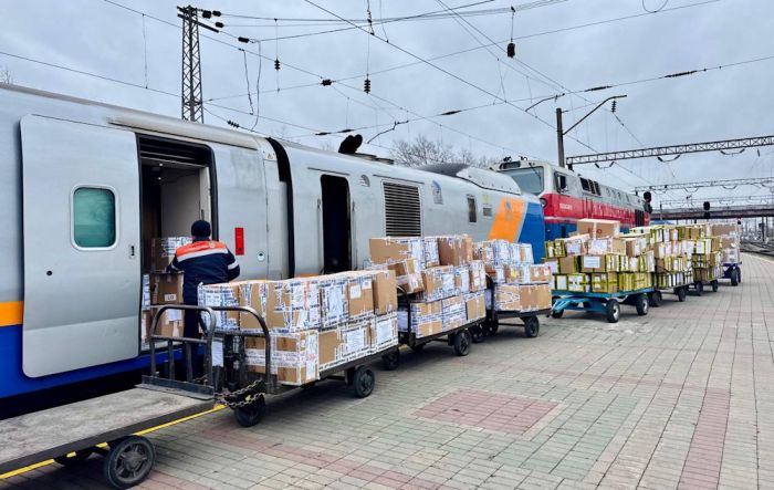 На поездах Тальго начали перевозить грузы