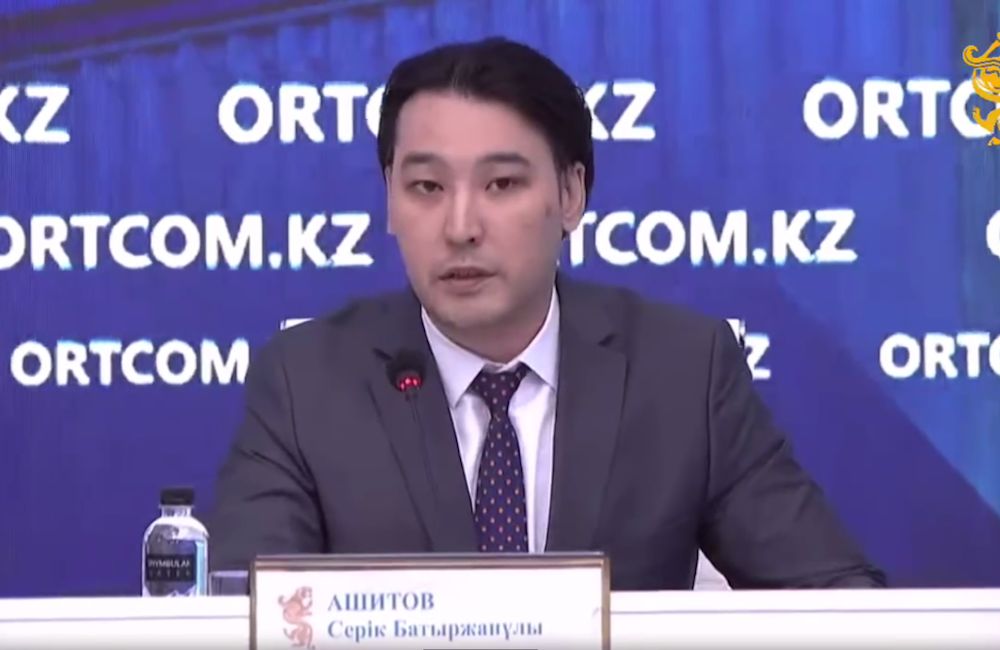 фото с пресс-конференции в СЦК