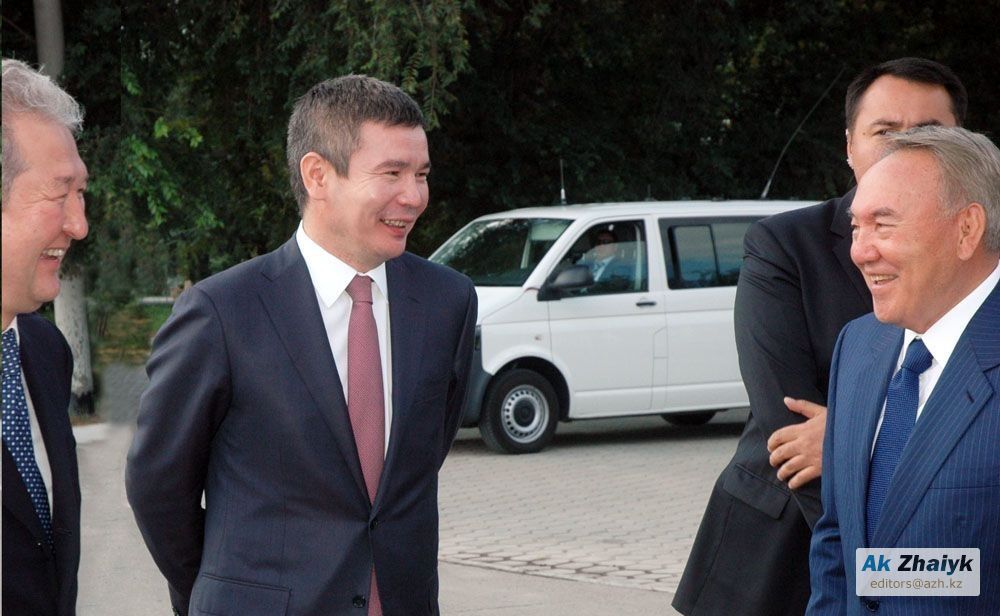 Аслан Мусин, Бергей Рыскалиев, Нурсултан Назарбаев в Атырау, архивное фото "АЖ"