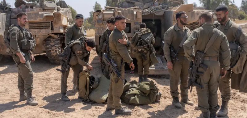 Израильские военнослужащие на границе с сектором Газа/Фото: Ohad Zwigenberg/AP/dpa/picture alliance